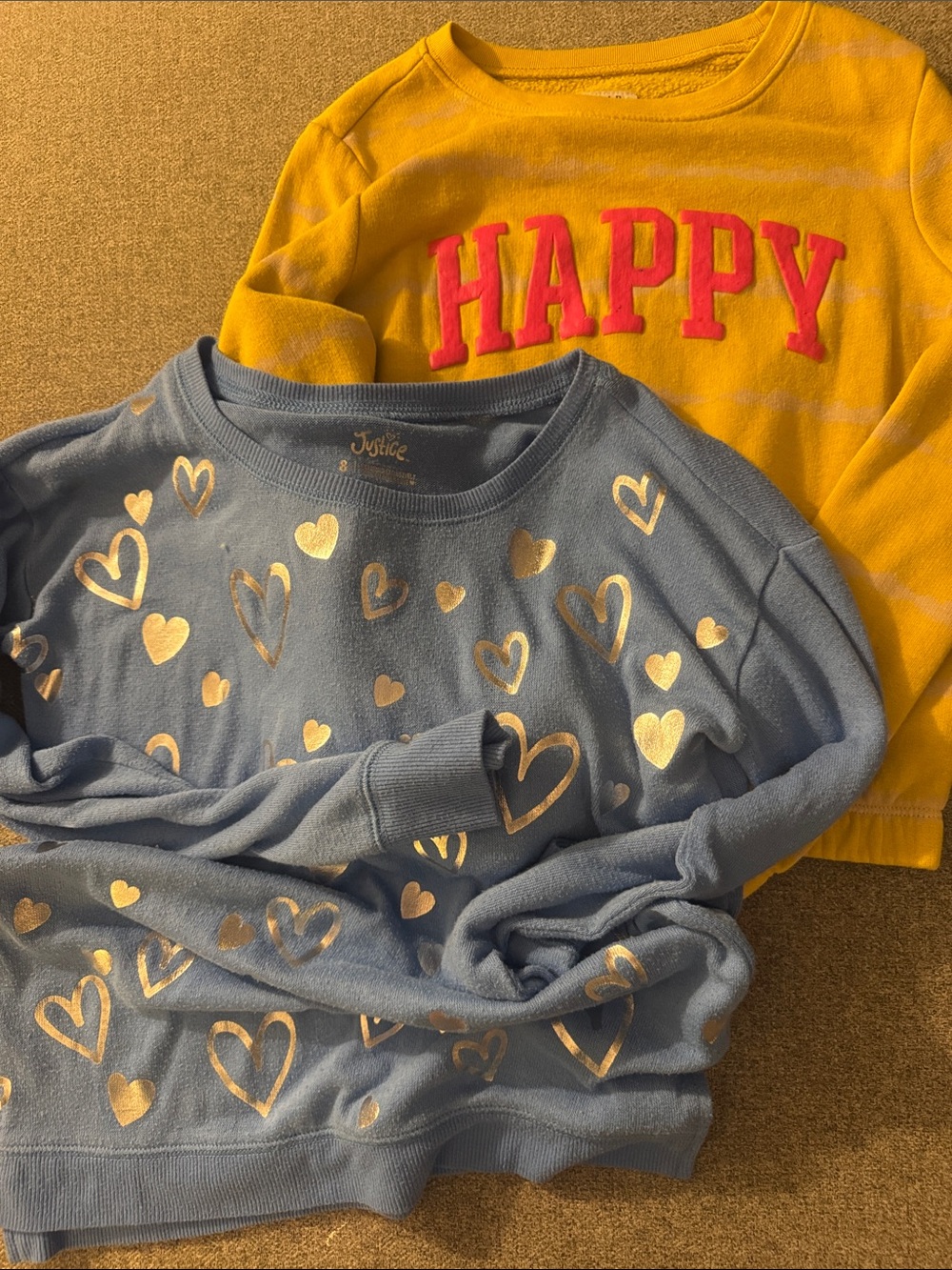 5/$15- Sweatshirt bundle size 8